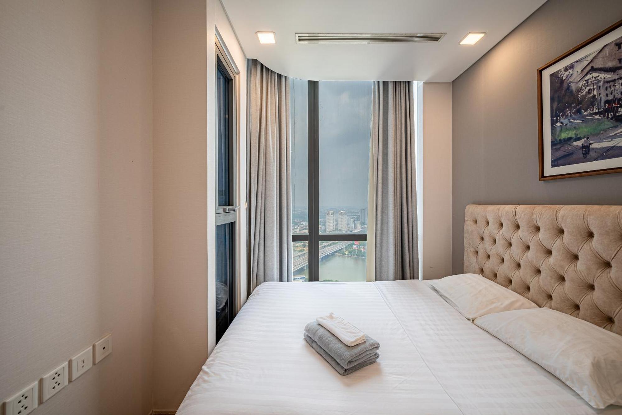 Hotel Summit View Landmark 81 4*