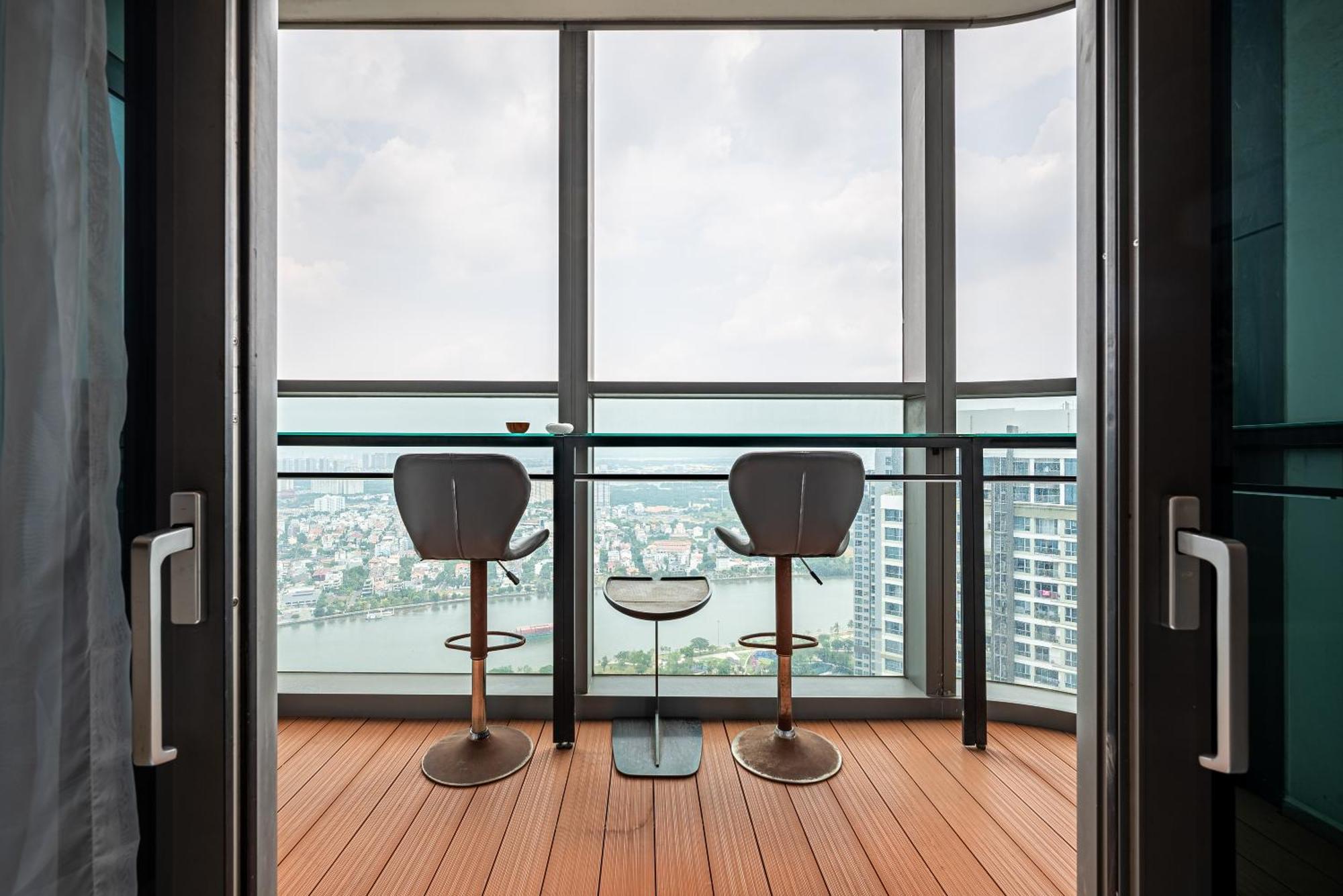 Summit View Landmark 81 4* Ho Chi Minh City