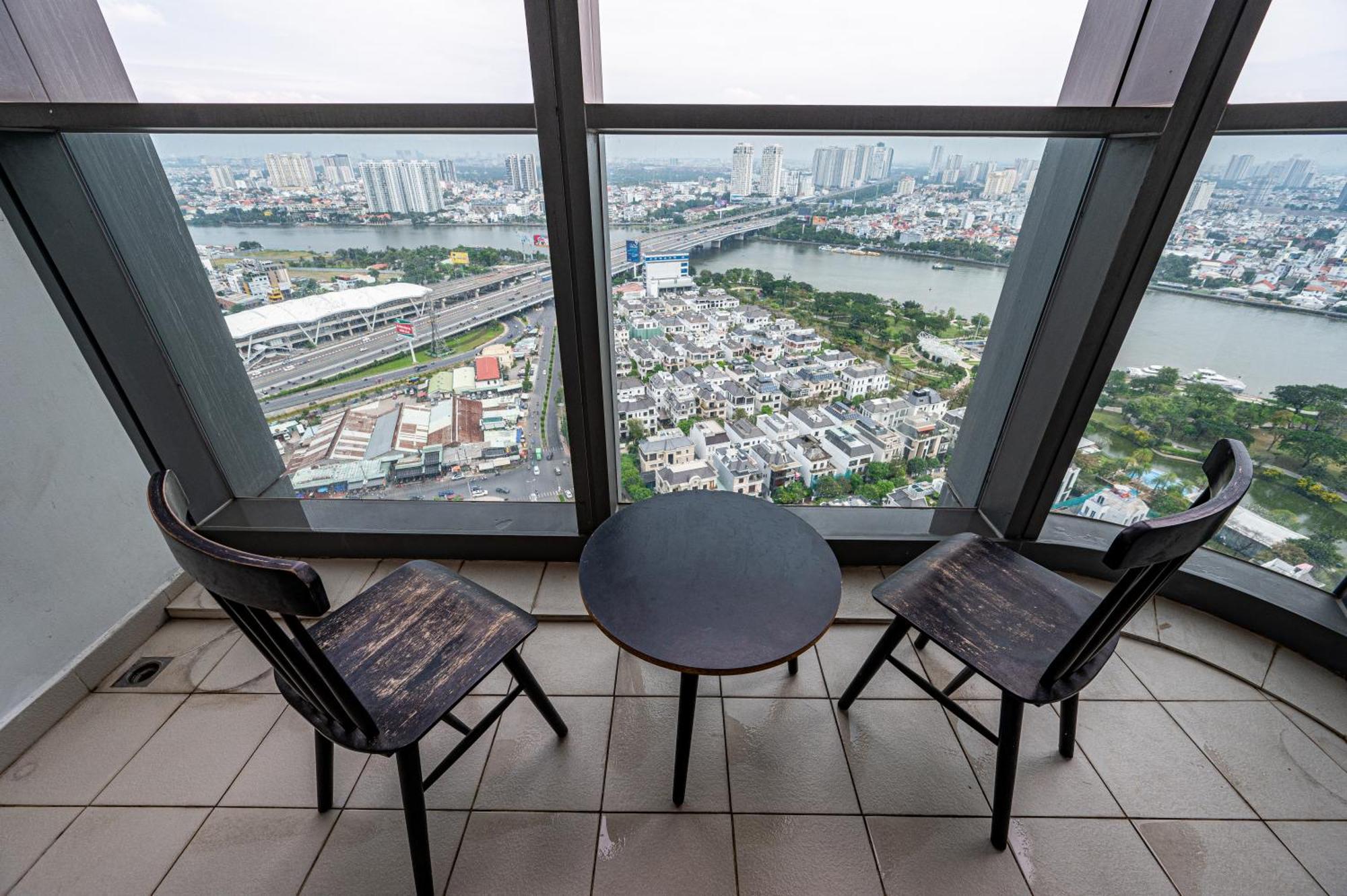 Hotel Summit View Landmark 81 4*